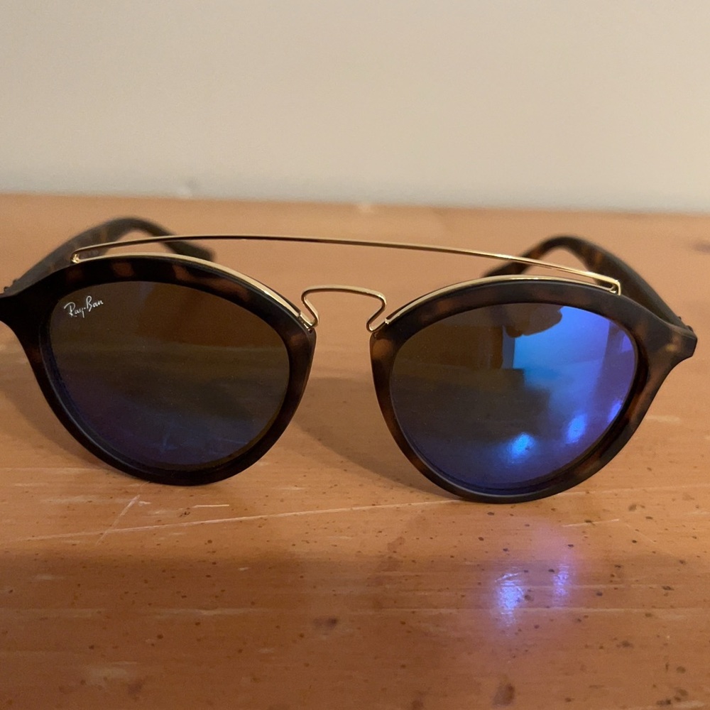 Mirrored Ray Ban sunglasses